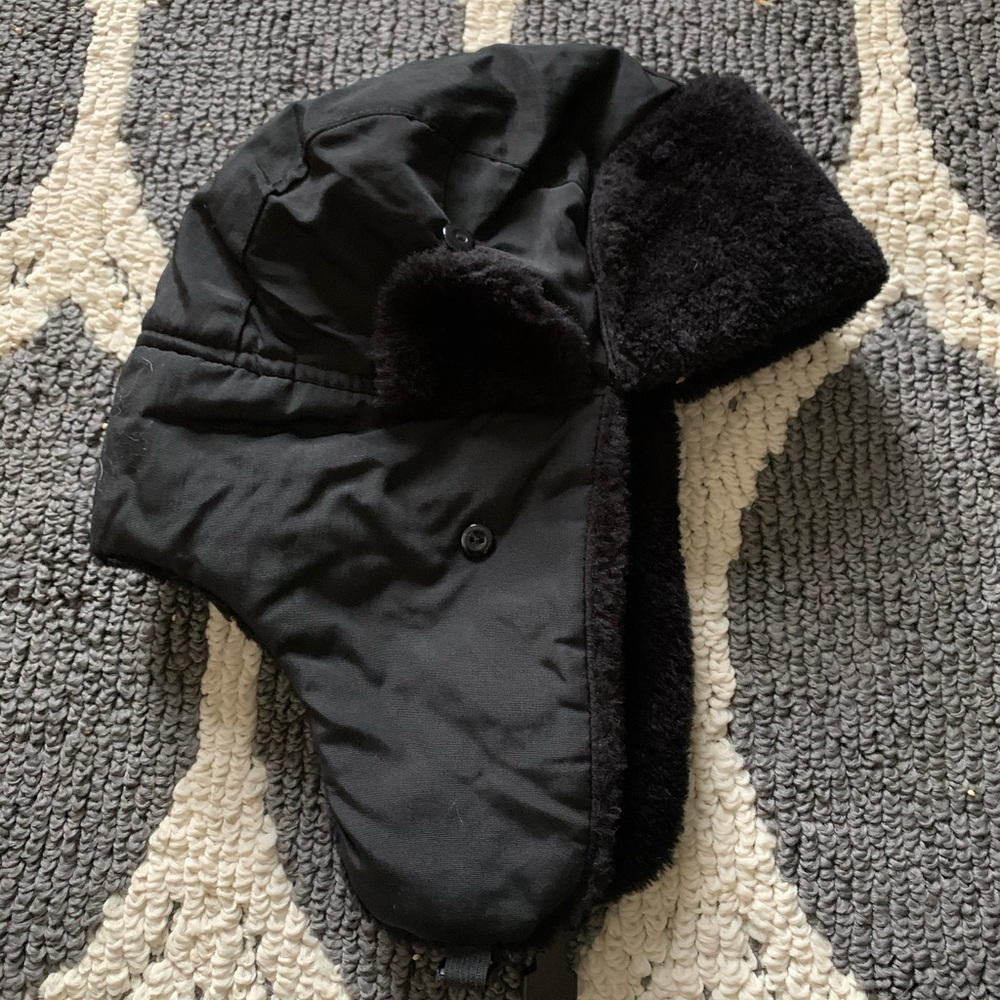 Black unisex Eskimo hat